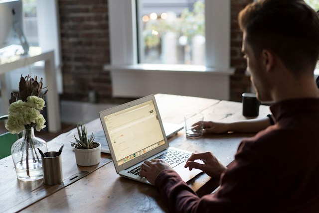 Best Link Building Marketplace for SaaS Startups